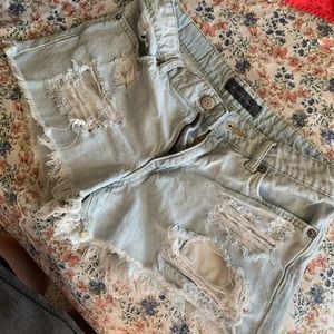 light wash aeropostale shorts